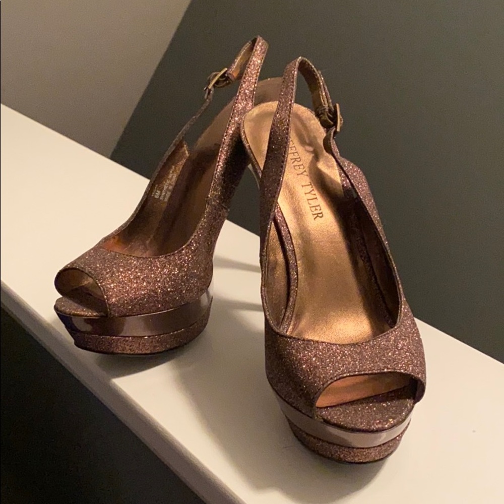 Brown sparkle heels